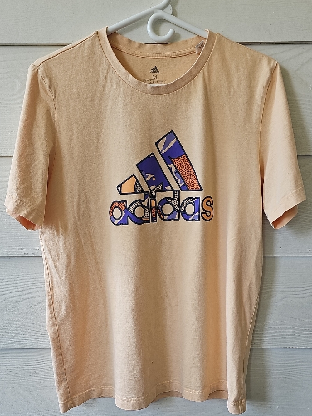 Adidas Graphic Logo T‑Shirt in Light Peach